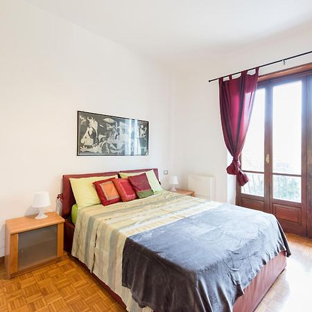Appartement Casa Dei Puzzle - Jigsaw House à Turin Extérieur photo